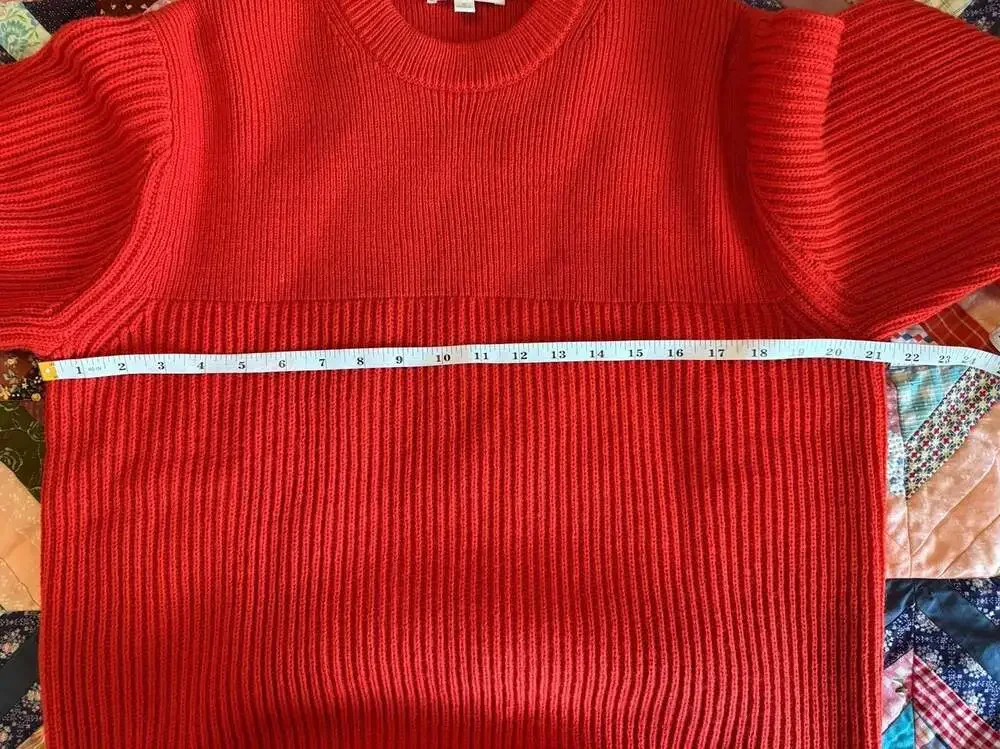 JW Anderson x Uniqlo Red Ribbed Crewneck Sweater Size M